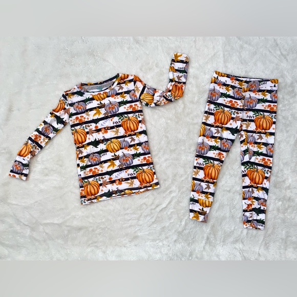 🍁LBB SET🍁 - Picture 3 of 5